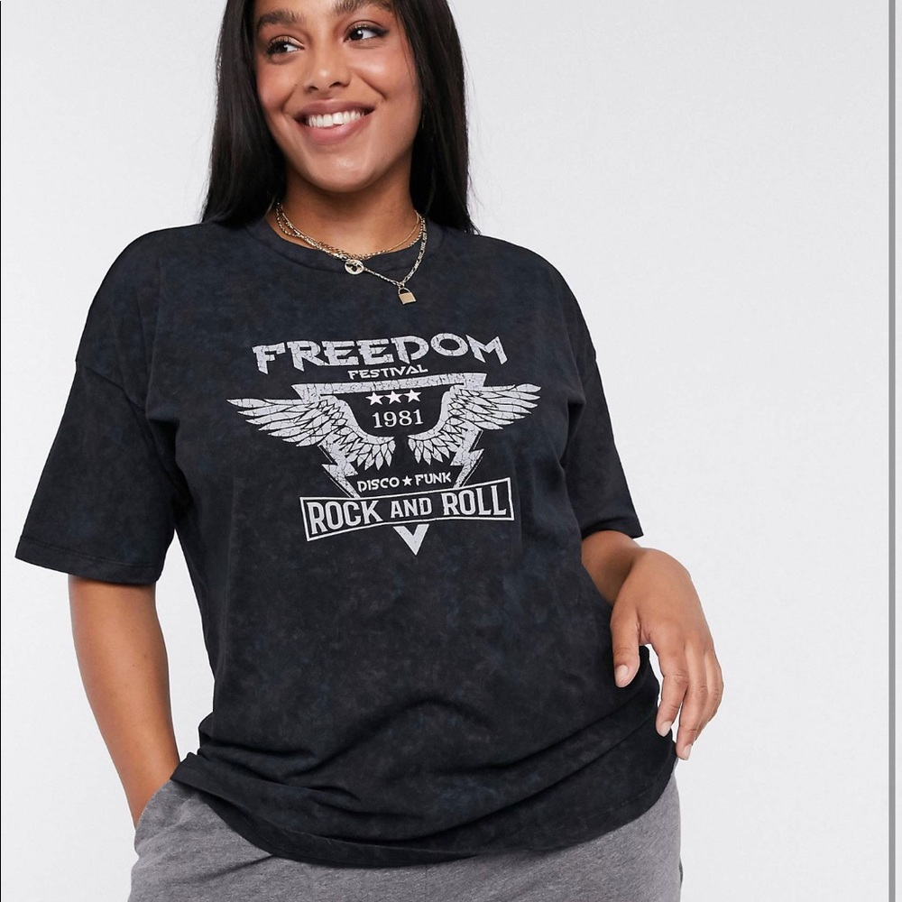 Freedom Rock Graphic Tee in Acid Wash